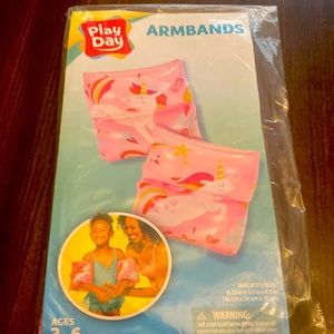 Unicorn girls armbands new age 3 to 6